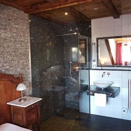 שופהיים Historisches Genusshotel Loewen מראה חיצוני תמונה