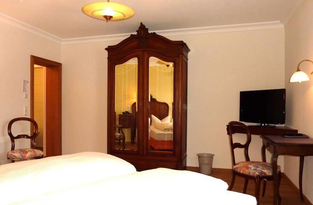 שופהיים Historisches Genusshotel Loewen מראה חיצוני תמונה