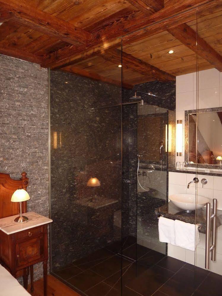 שופהיים Historisches Genusshotel Loewen מראה חיצוני תמונה