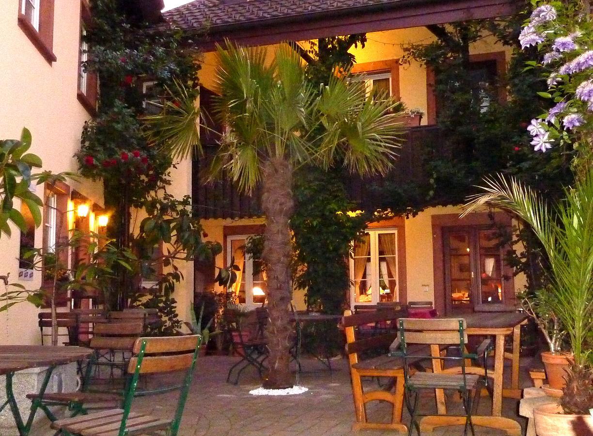 שופהיים Historisches Genusshotel Loewen מראה חיצוני תמונה