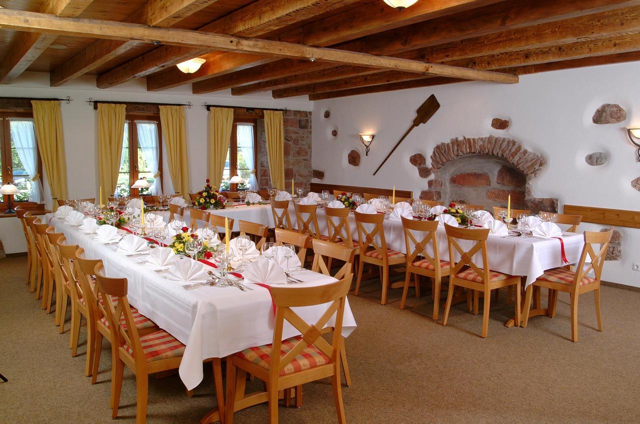 שופהיים Historisches Genusshotel Loewen מראה חיצוני תמונה