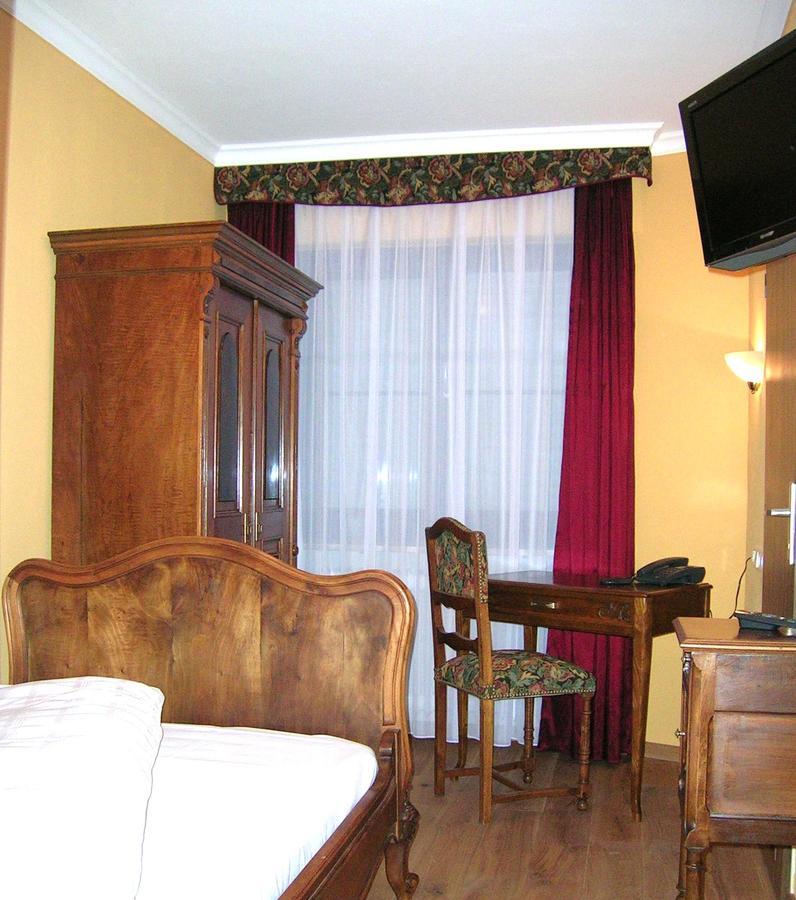 שופהיים Historisches Genusshotel Loewen מראה חיצוני תמונה