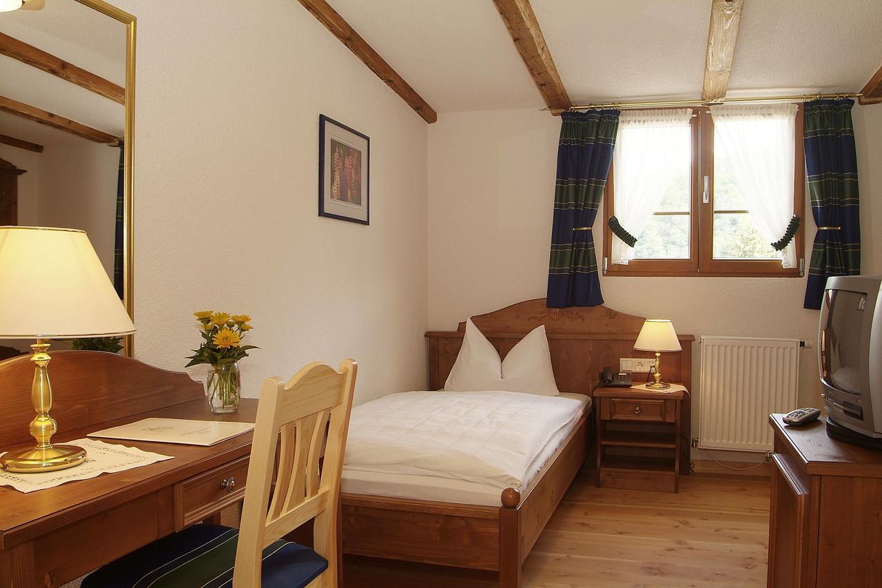 שופהיים Historisches Genusshotel Loewen מראה חיצוני תמונה
